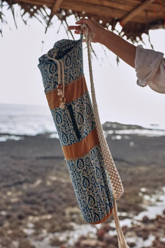 copy-of-jute-eco-yoga-bag-with-golden-flower-ribbon