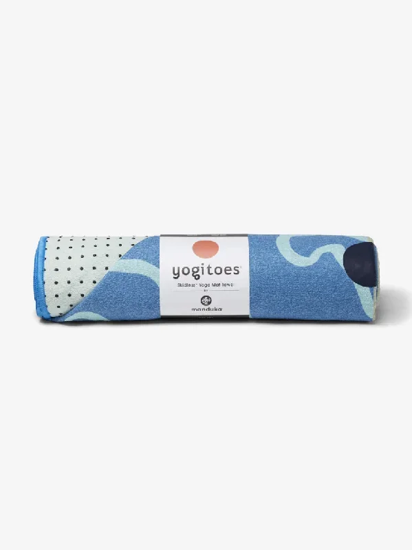 manduka-yogitoes-yoga-mat-towel-ocean-gl