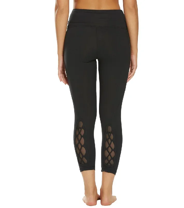 Marika Carter Mid Calf Yoga Capris Black