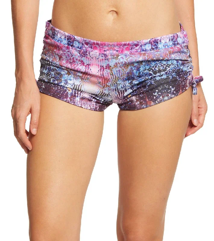 Mika Yoga Wear Mikaela Hot Yoga Shorts Milky Way