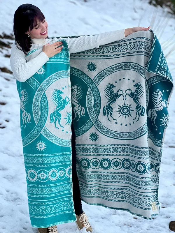 rohan-entwash-yoga-blanket-throw