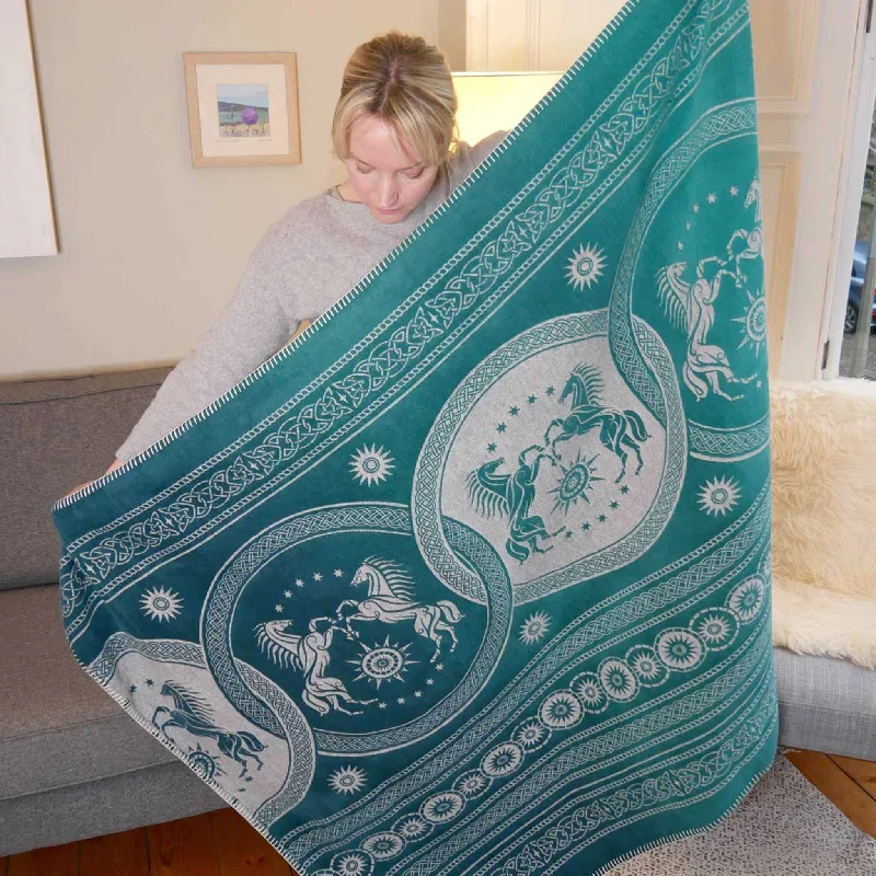 rohan-entwash-yoga-blanket-throw