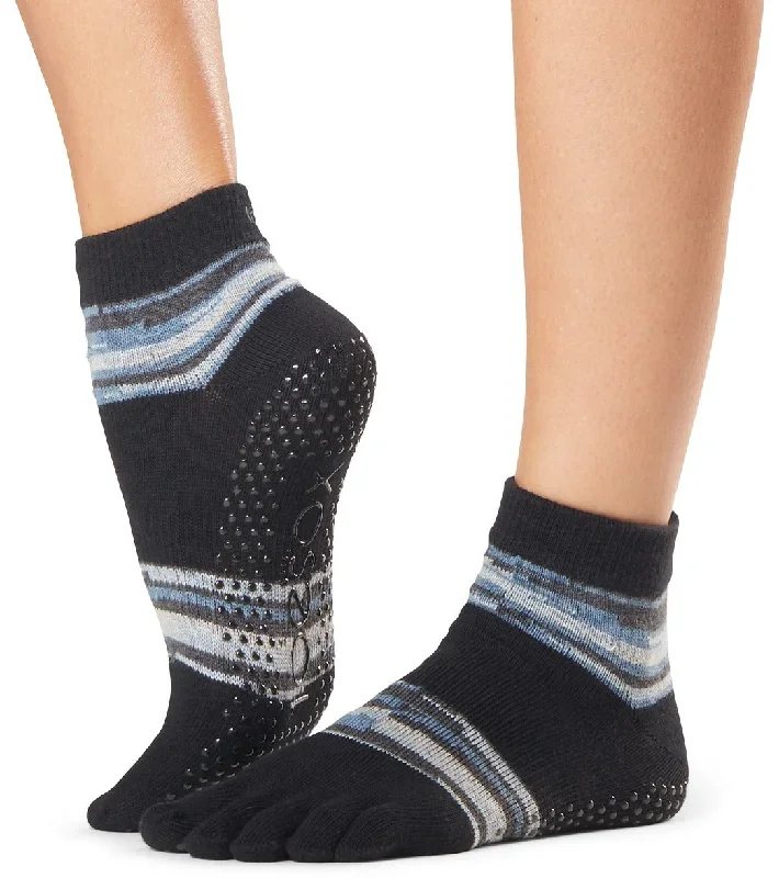 Toesox Ankle Length Full-Toe Yoga Grip Socks Duet