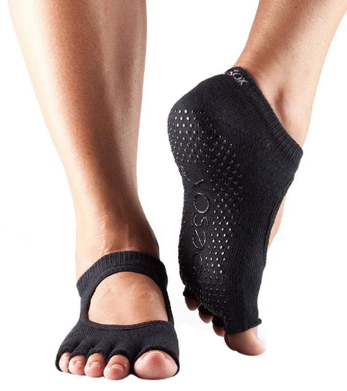 Toesox Bella Half-Toe Yoga Grip Socks Black