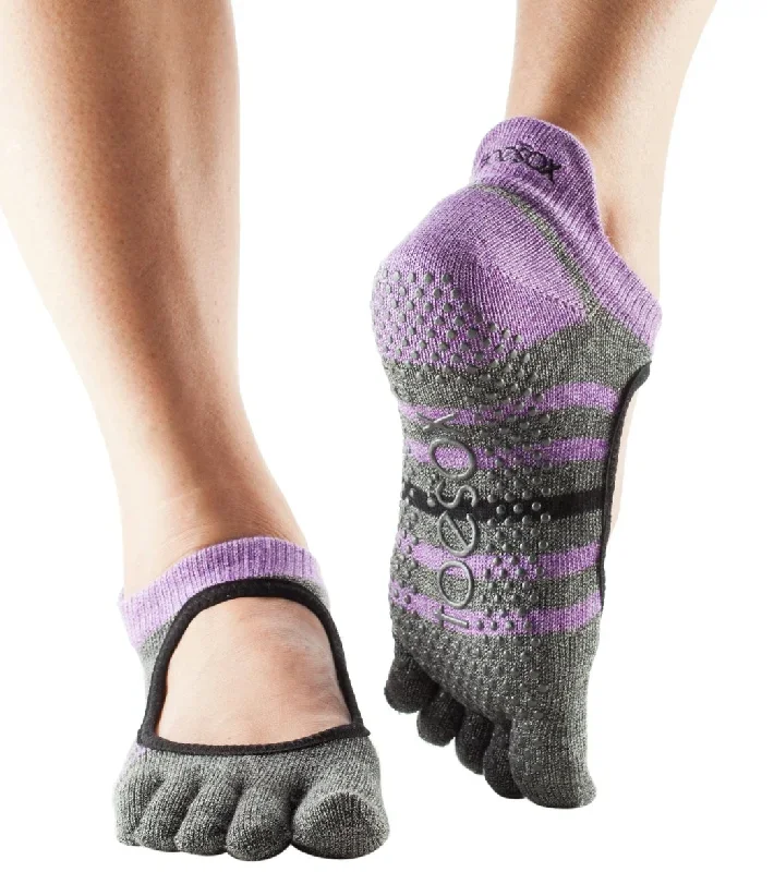 Toesox Bellarina Full-Toe Yoga Grip Socks Aire