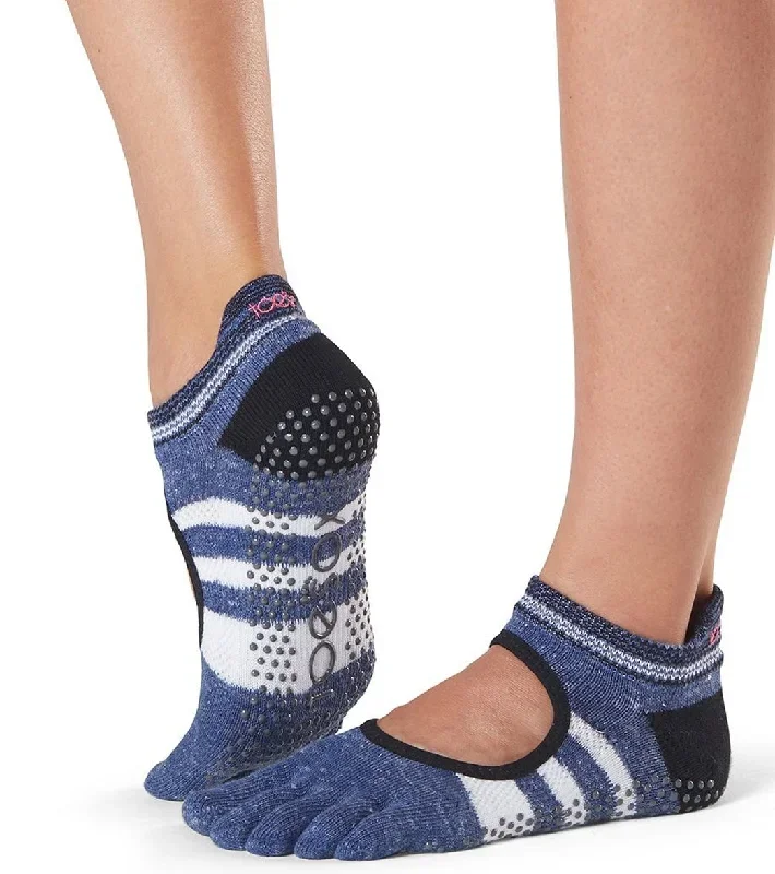 Toesox Bellarina Full-Toe Yoga Grip Socks Iconic