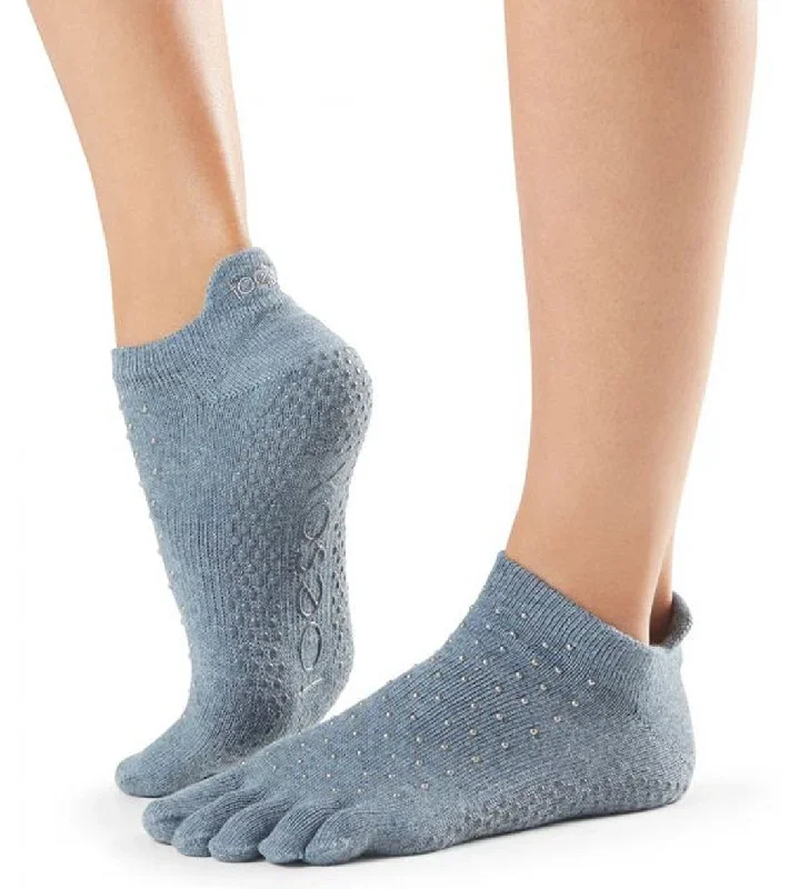 Toesox Low Rise Full-Toe Yoga Grip Socks Baltic