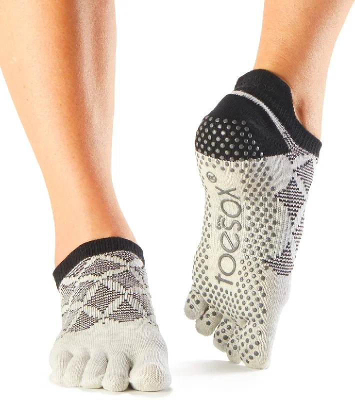 Toesox Low Rise Full-Toe Yoga Grip Socks Fresca