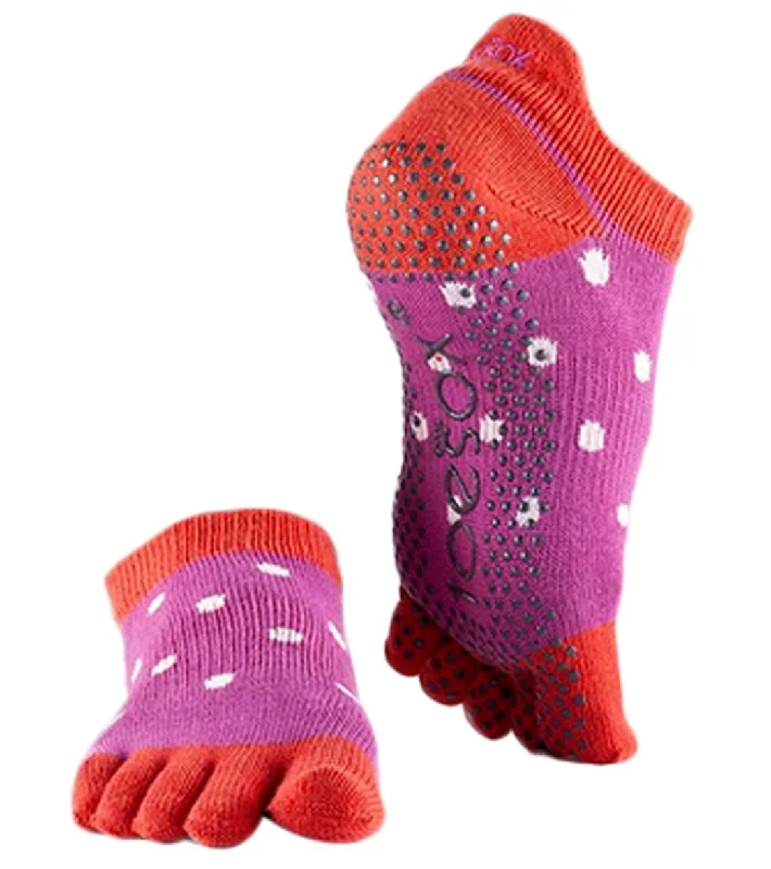 Toesox Low Rise Full-Toe Yoga Grip Socks Poppy Polka