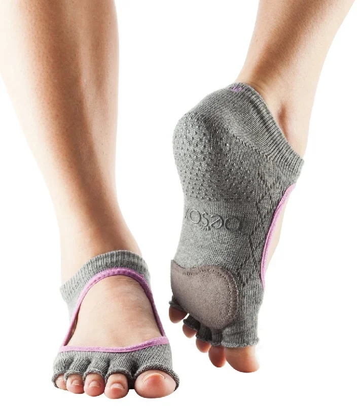 Toesox Plie Yoga & Dance Pad Fishnet Storm