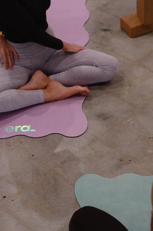 wave-grip-sage-yoga-pilates-mat-copy